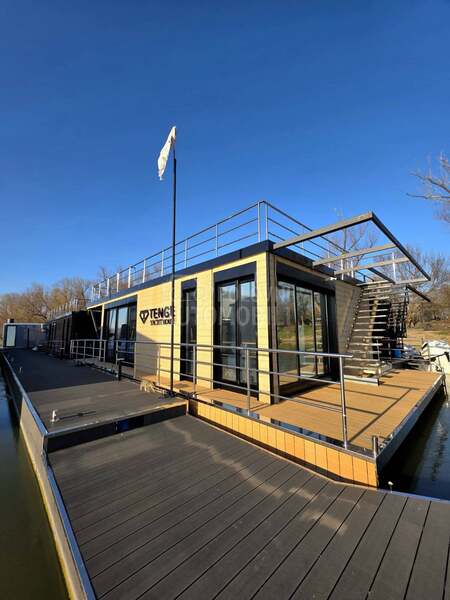 Yacht House Noa
