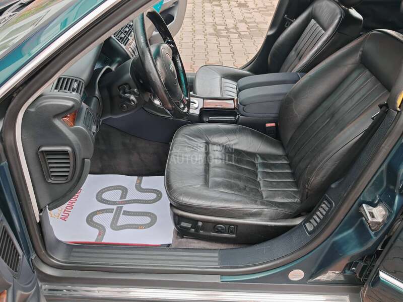 Audi A8 4.2 V8 / QUATTRO