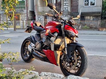 Ducati Streetf Fghter V2