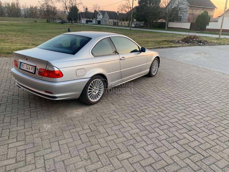 BMW 320 coupe