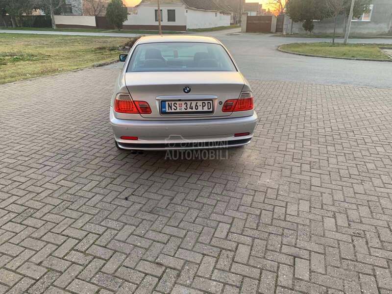 BMW 320 coupe