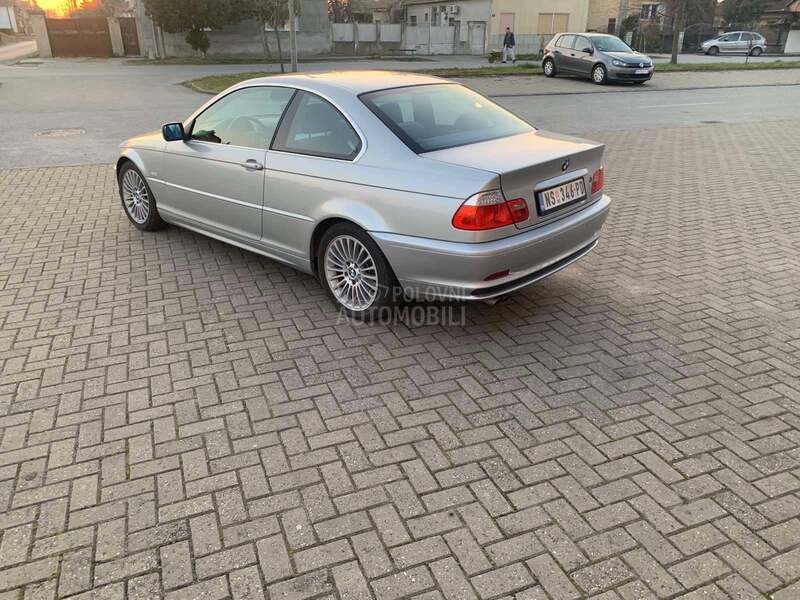 BMW 320 coupe