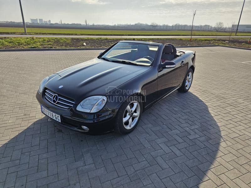 Mercedes Benz SLK 200 REG GOD DANA