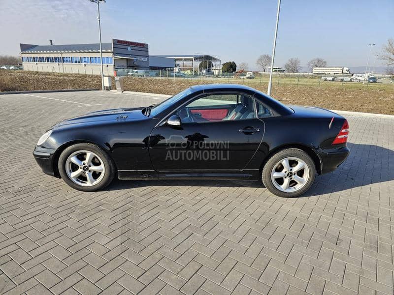 Mercedes Benz SLK 200 REG GOD DANA