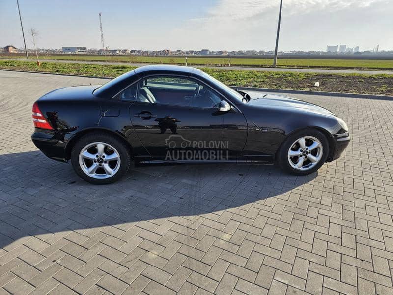 Mercedes Benz SLK 200 REG GOD DANA