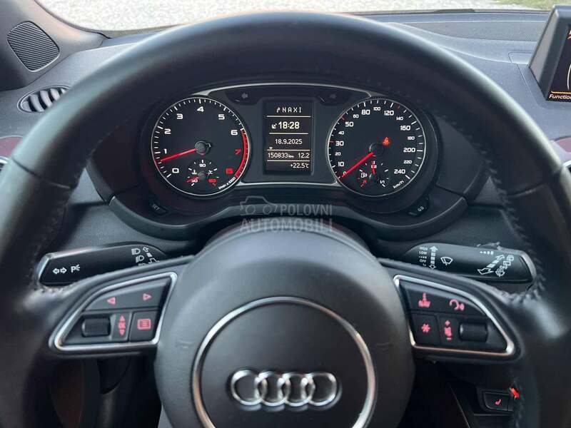 Audi A1 1.2 TFSI/S line/Led