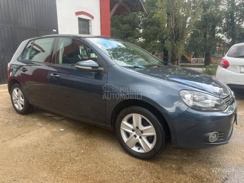 Volkswagen Golf 6 1.6 VEL/SERVIS