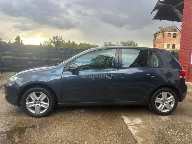Volkswagen Golf 6 1.6 VEL/SERVIS