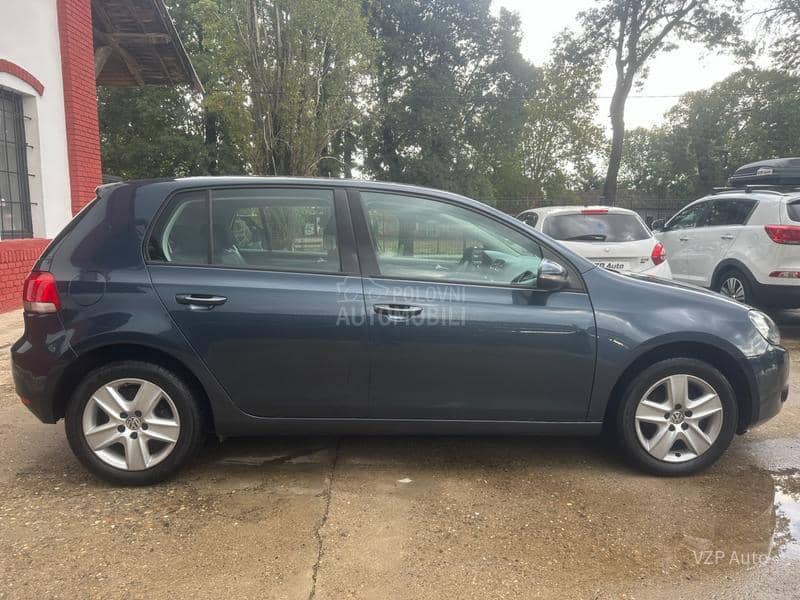 Volkswagen Golf 6 1.6 VEL/SERVIS