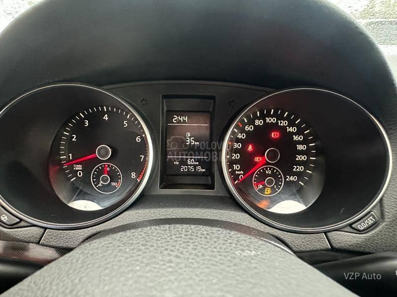 Volkswagen Golf 6 1.6 VEL/SERVIS