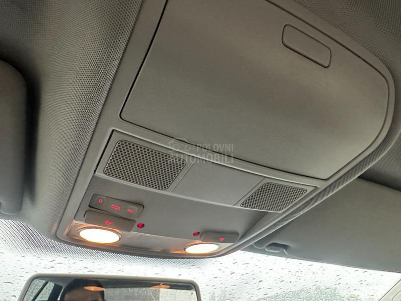 Volkswagen Golf 6 1.6 VEL/SERVIS