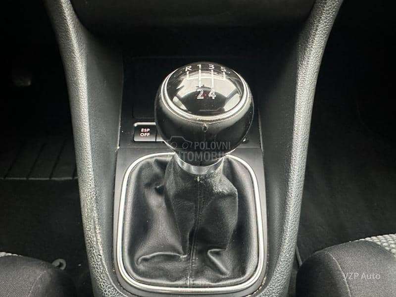 Volkswagen Golf 6 1.6 VEL/SERVIS