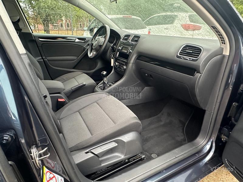 Volkswagen Golf 6 1.6 VEL/SERVIS