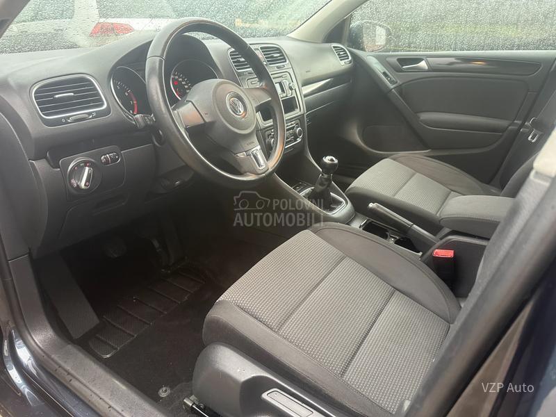 Volkswagen Golf 6 1.6 VEL/SERVIS