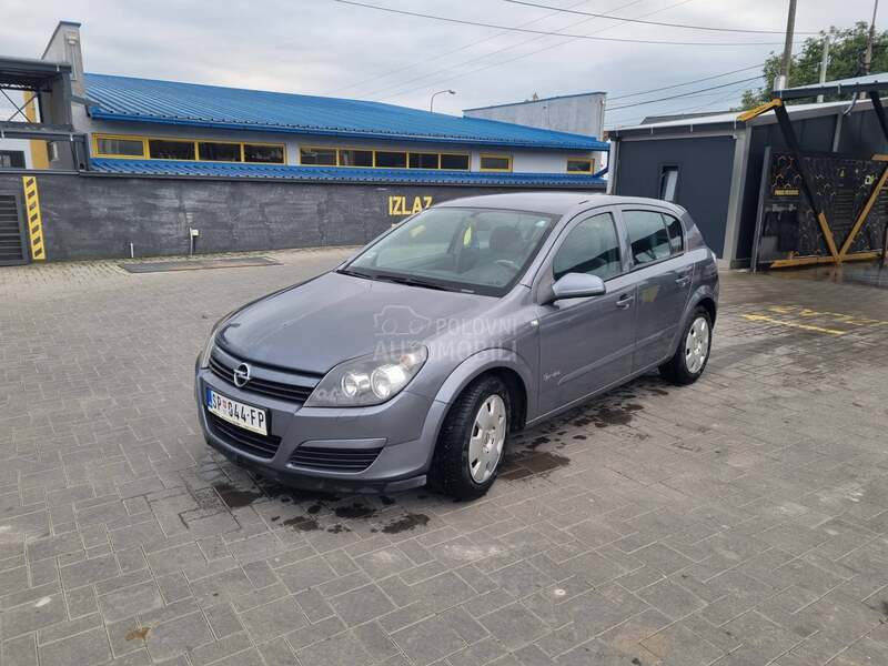 Opel Astra H 