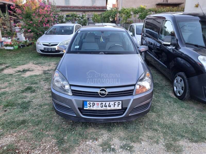Opel Astra H 
