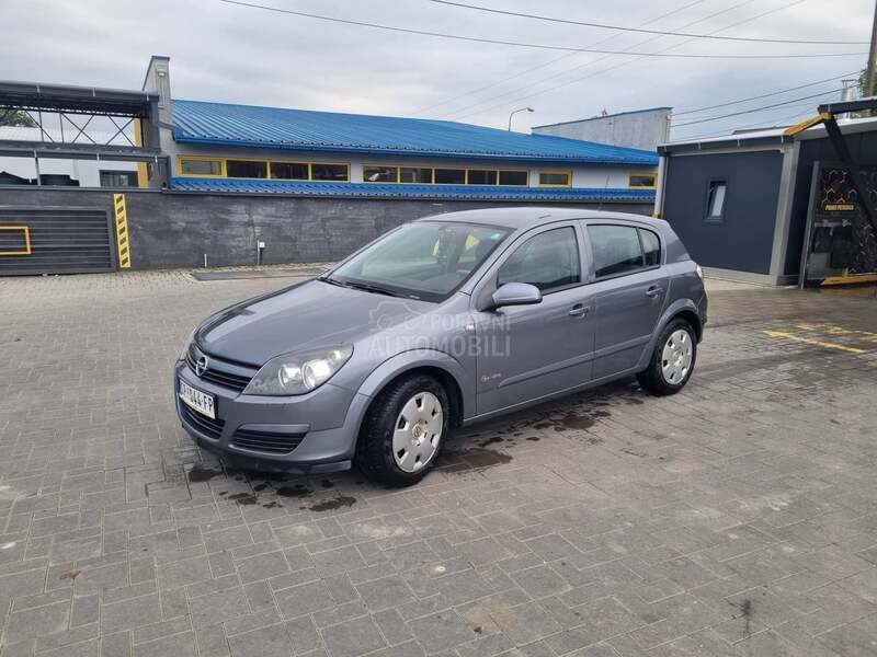 Opel Astra H 