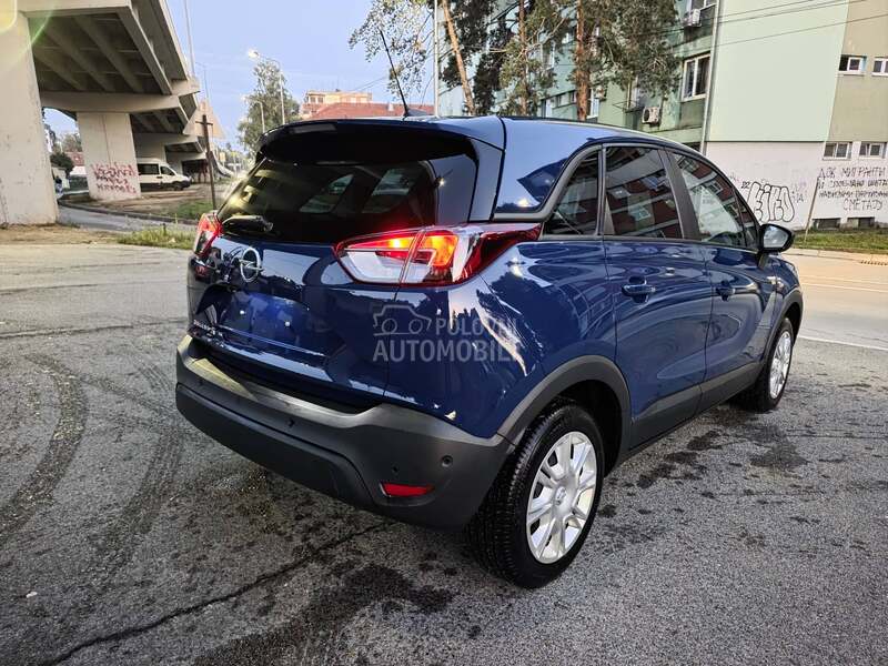 Opel Crossland X  