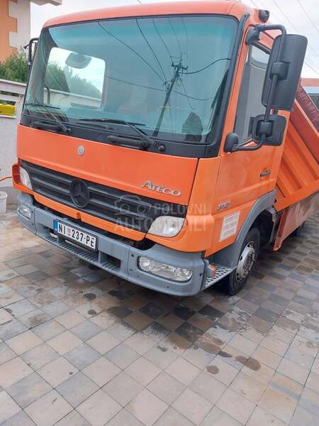 Mercedes Benz Atego 812
