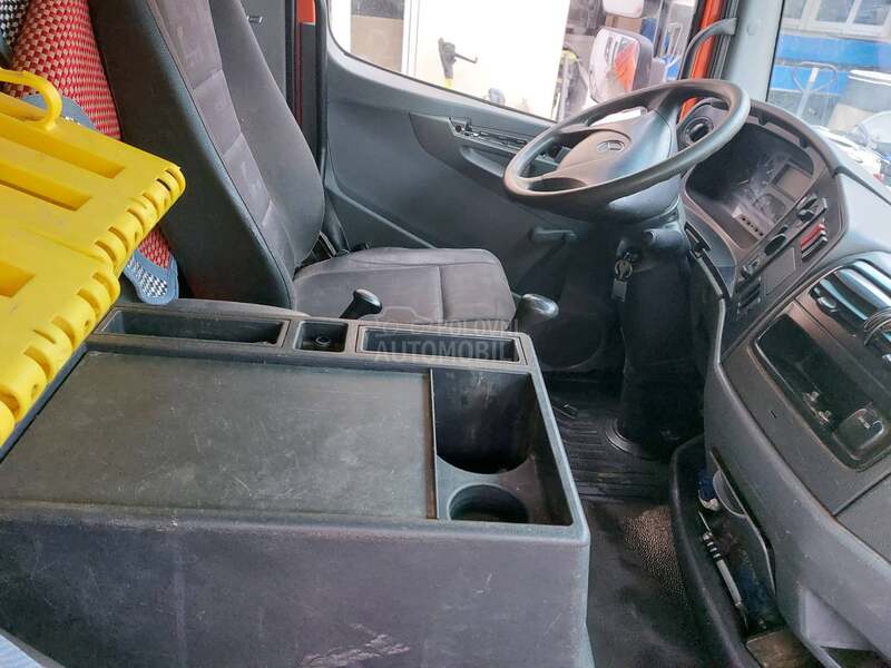 Mercedes Benz Atego 812