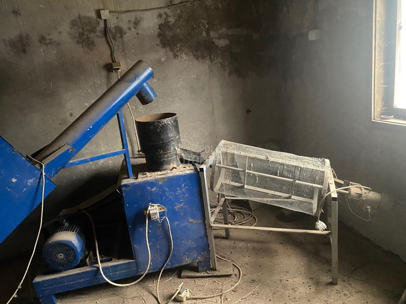 Antonio Carraro linija za  pelet