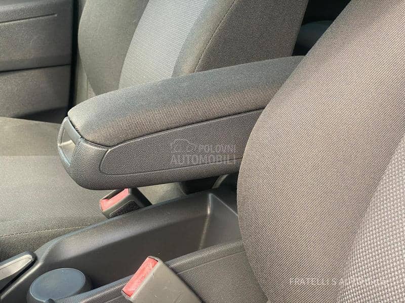 Opel Zafira KREDlTl,RATA 94e