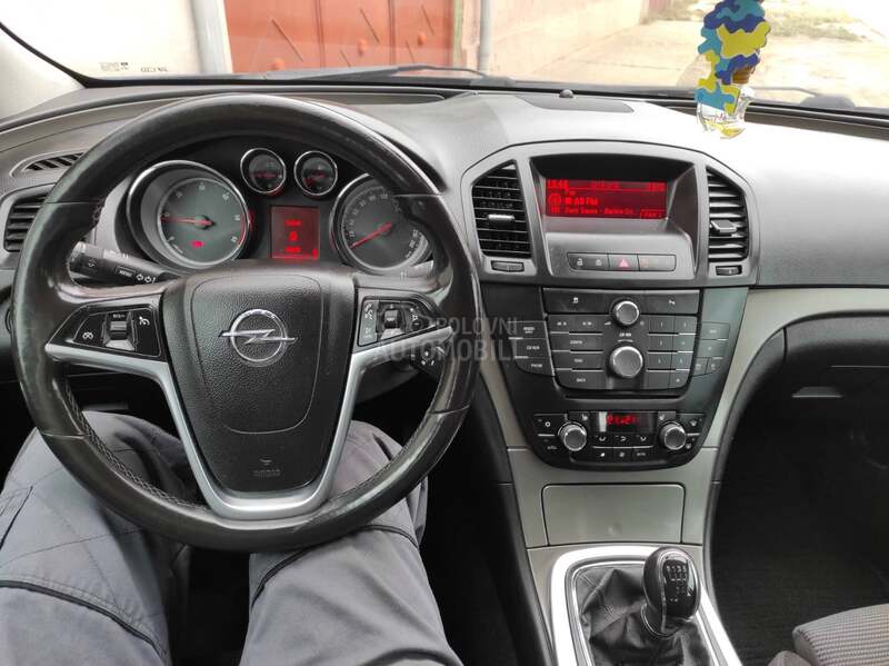 Opel Insignia 2.0cdti