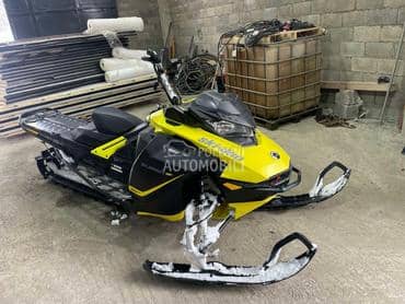 Ski-Doo summit X 850