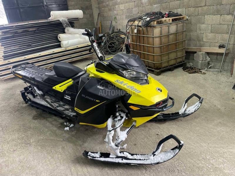 Ski-Doo summit X 850