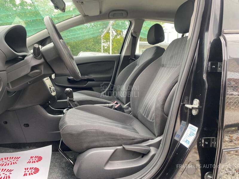Opel Corsa D KREDlTl,RATA