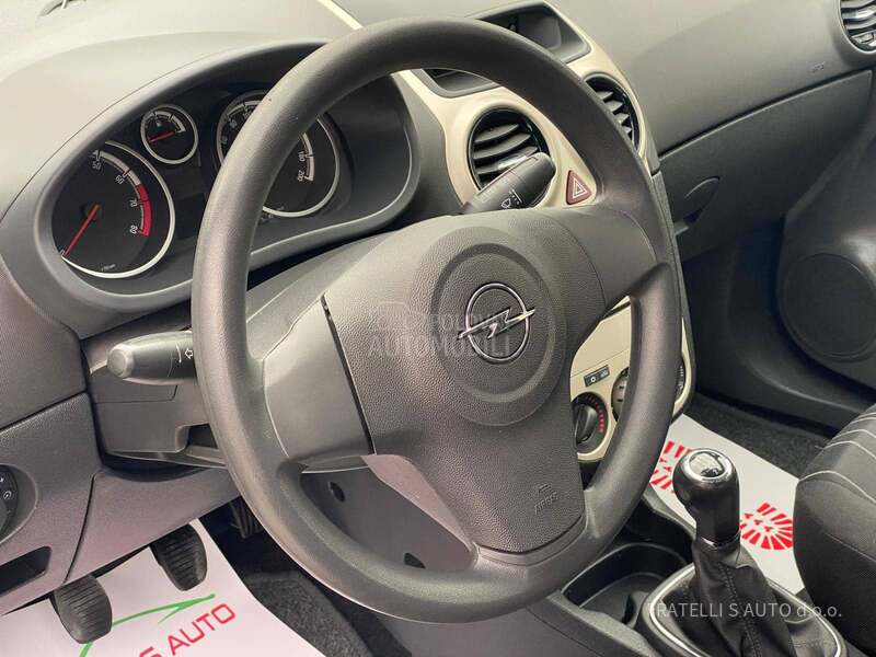 Opel Corsa D KREDlTl,RATA
