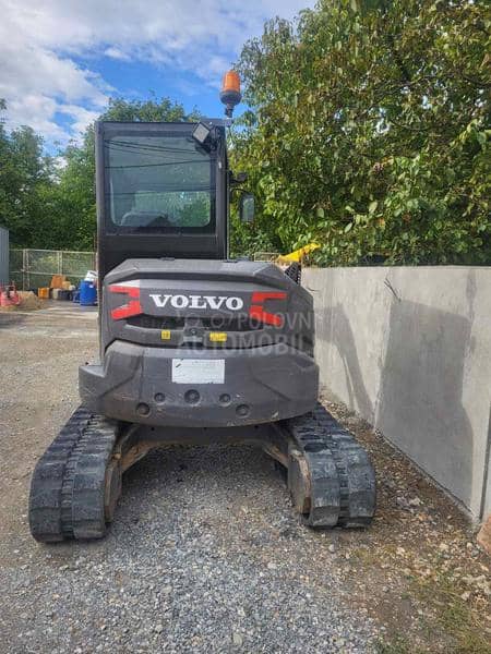 Volvo ecr 50
