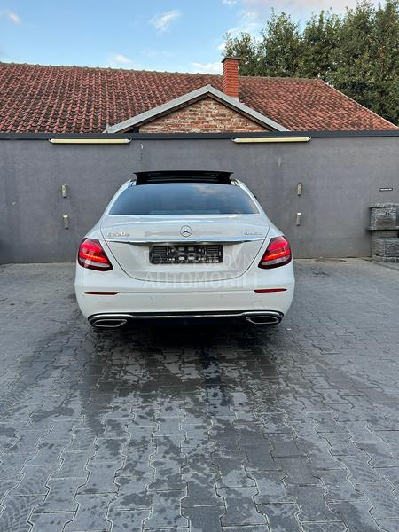 Mercedes Benz E 220 4 MATIC