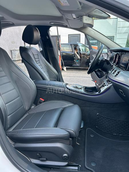 Mercedes Benz E 220 4 MATIC