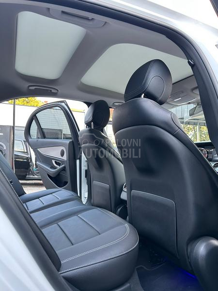 Mercedes Benz E 220 4 MATIC