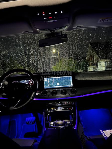 Mercedes Benz E 220 4 MATIC