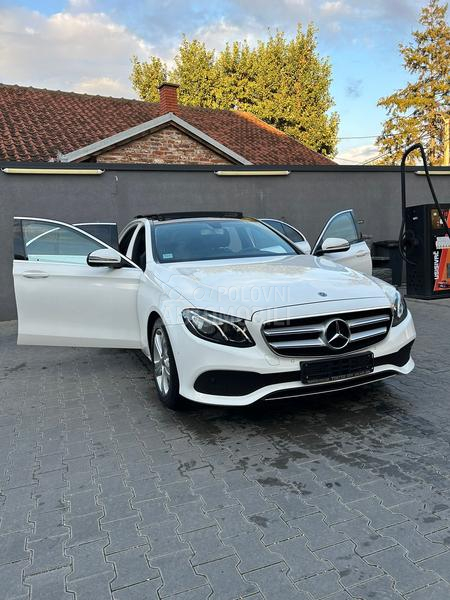 Mercedes Benz E 220 4 MATIC