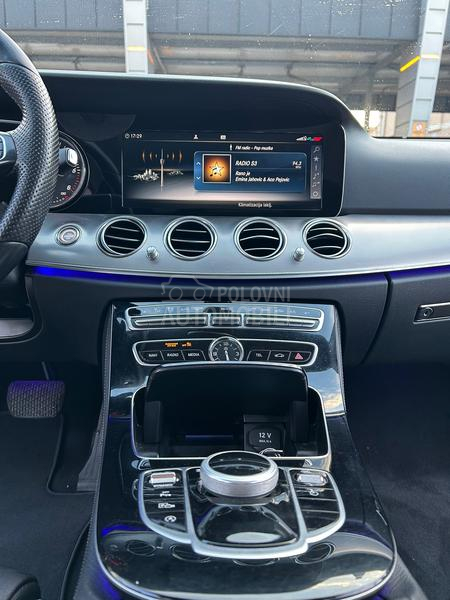 Mercedes Benz E 220 4 MATIC