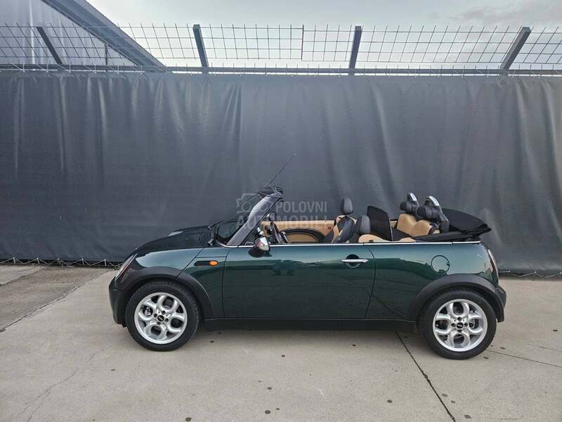 MINI One Cabrio British green