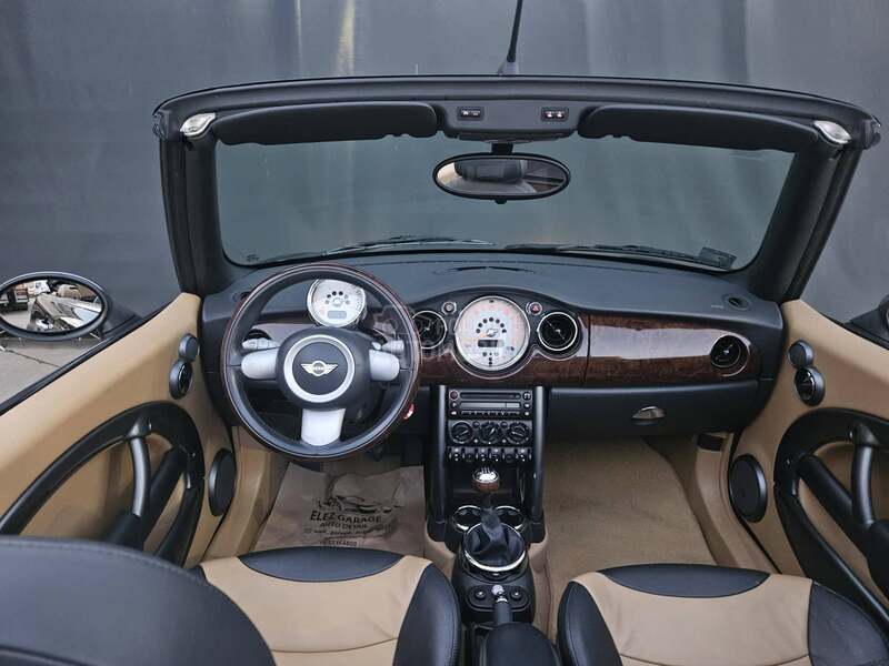 MINI One Cabrio British green
