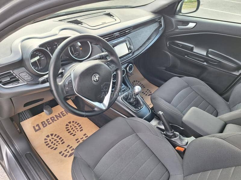 Alfa Romeo Giulietta jTDM-2