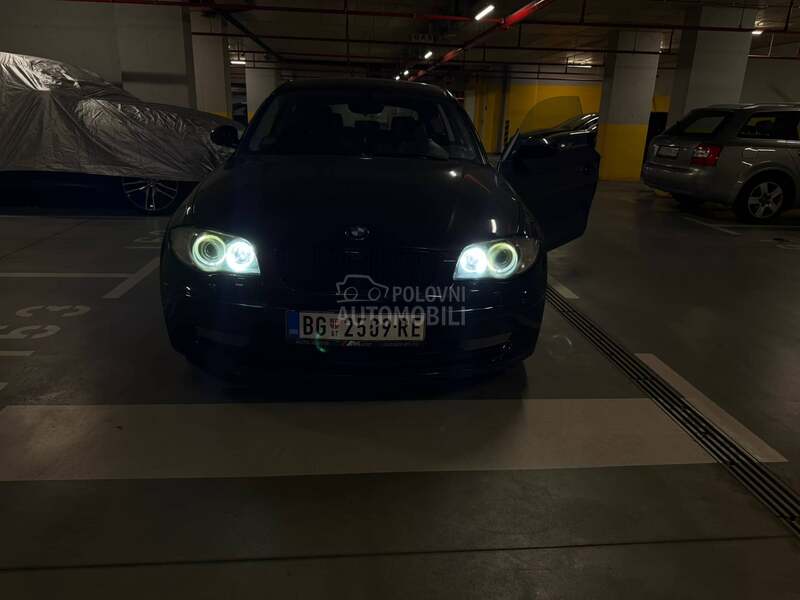 BMW 118 