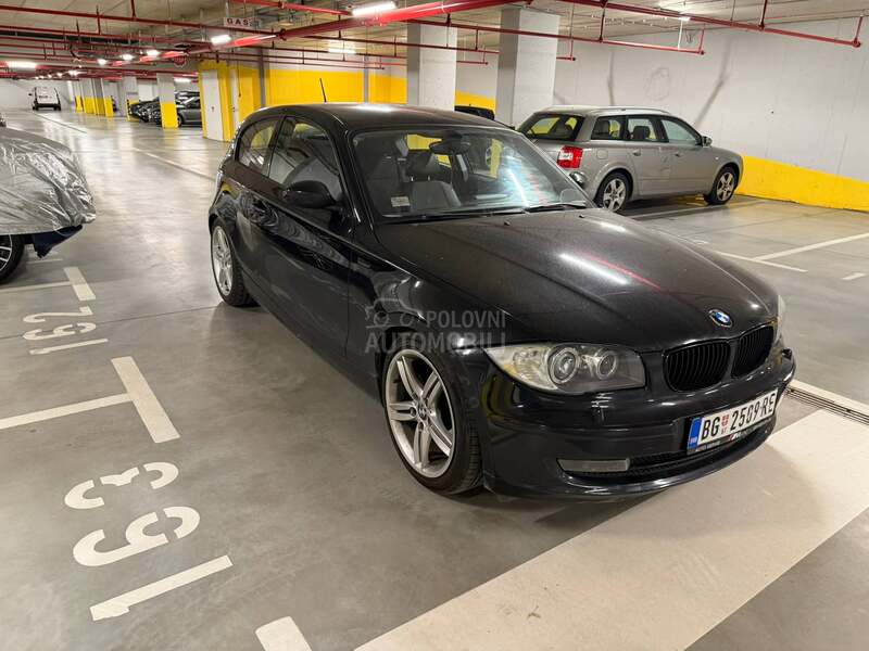 BMW 118 