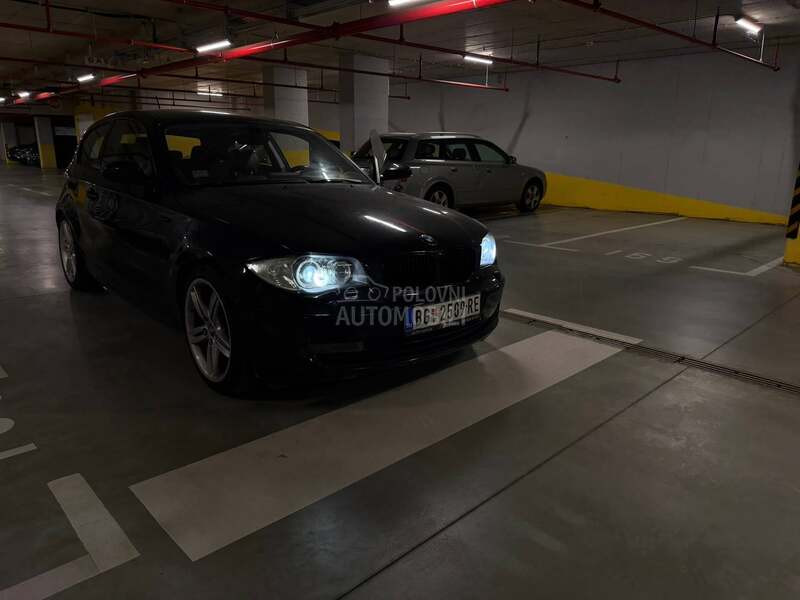 BMW 118 