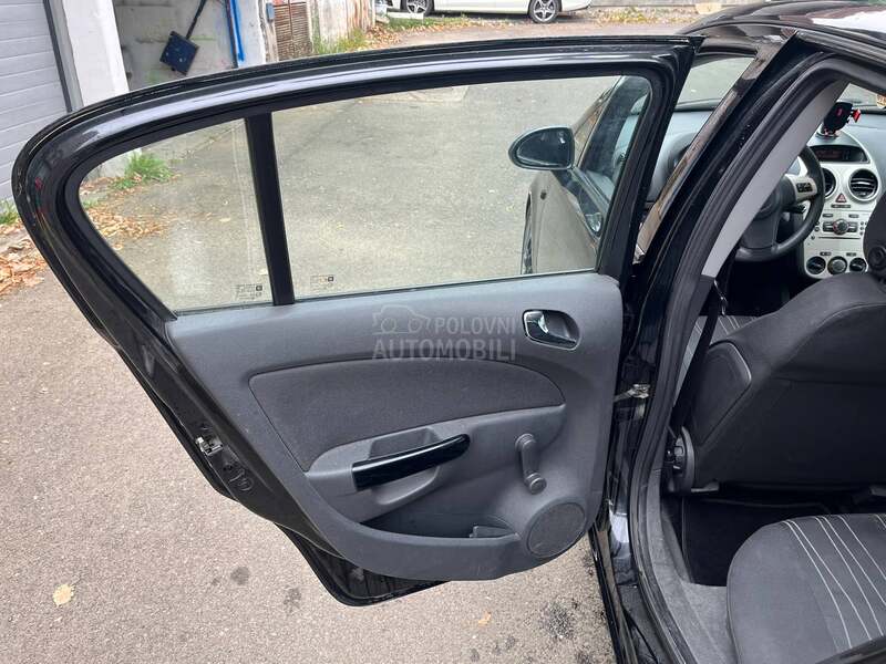 Opel Corsa D 1.3 ecoflex