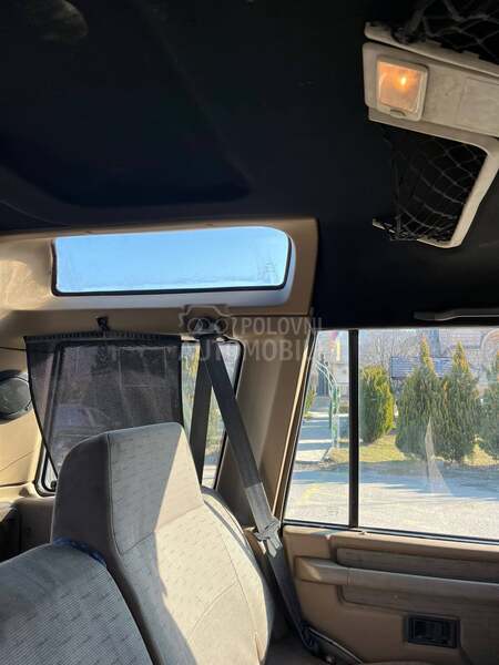 Land Rover Discovery 2.5TDI 300TDI