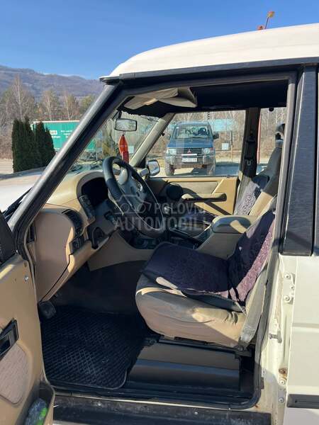 Land Rover Discovery 2.5TDI 300TDI