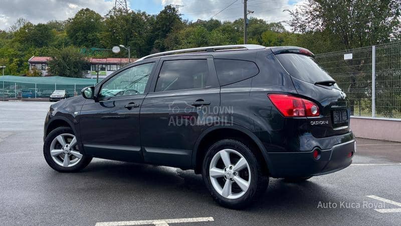 Nissan Qashqai + 2 2.0B/4x4/CVT/CH/