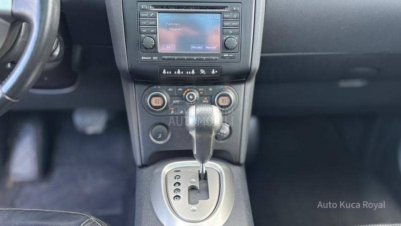 Nissan Qashqai + 2 2.0B/4x4/CVT/CH/