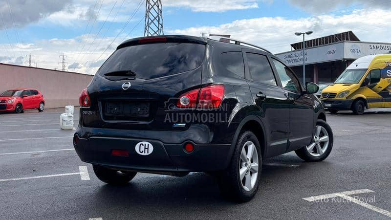 Nissan Qashqai + 2 2.0B/4x4/CVT/CH/